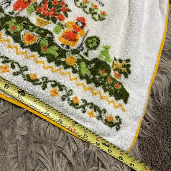 Vintage Apron - Picture 3 of 9